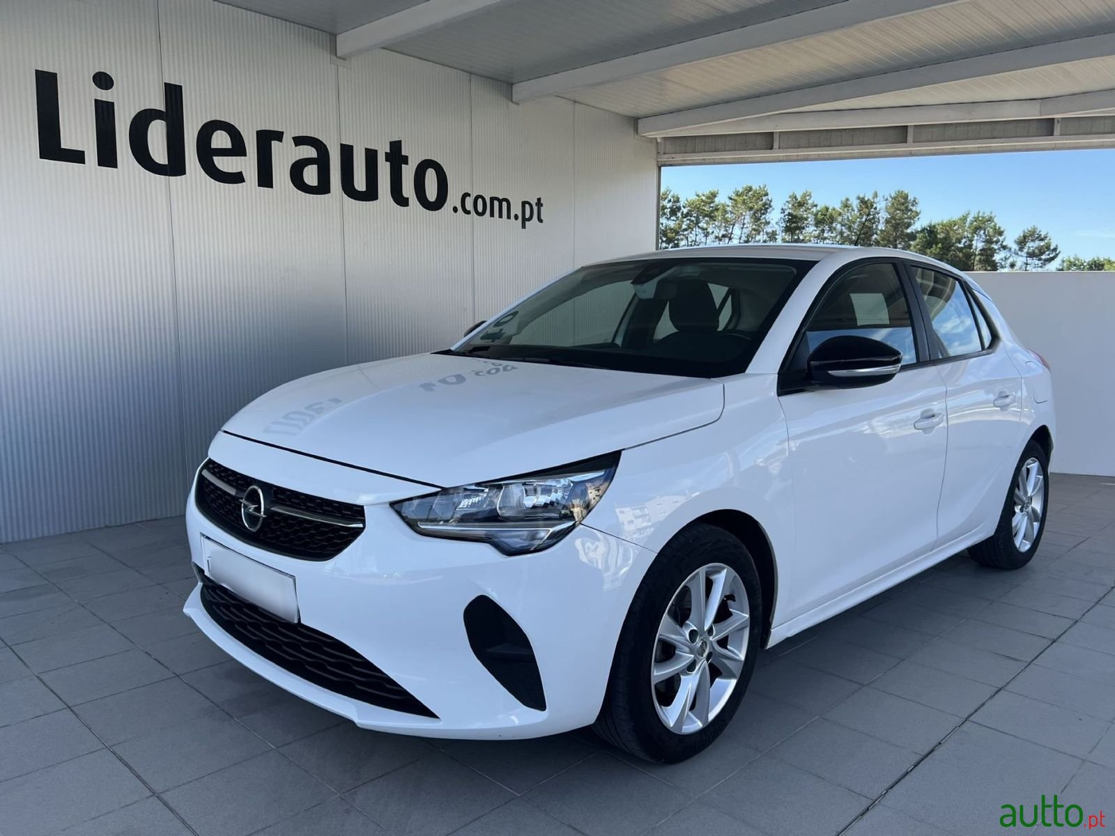 2021' Opel Corsa photo #2