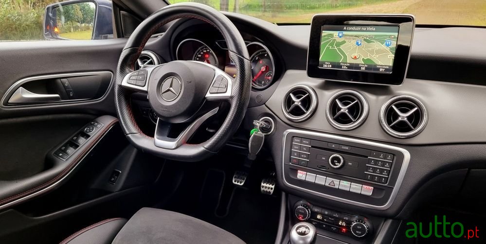 2017' Mercedes-Benz Classe Cla D Amg Line photo #5