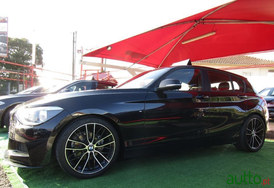 2012' BMW 116 Sport photo #2