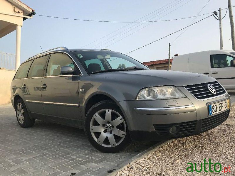 2003' Volkswagen Passat Variant 1.9 130Cv. photo #1