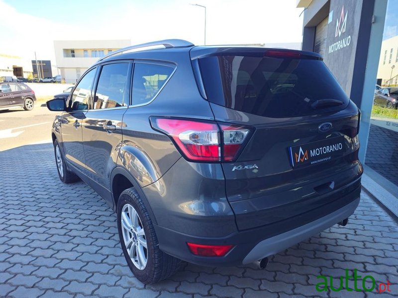 2017' Ford Kuga photo #6