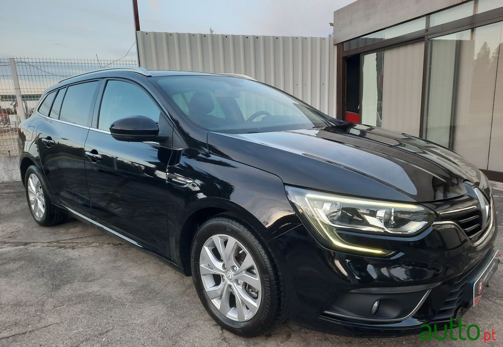 2018' Renault Mégane Sport Tourer photo #4