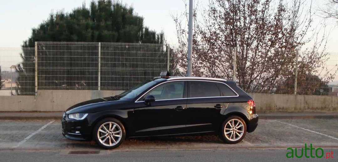 2016' Audi A3 Sportback photo #3