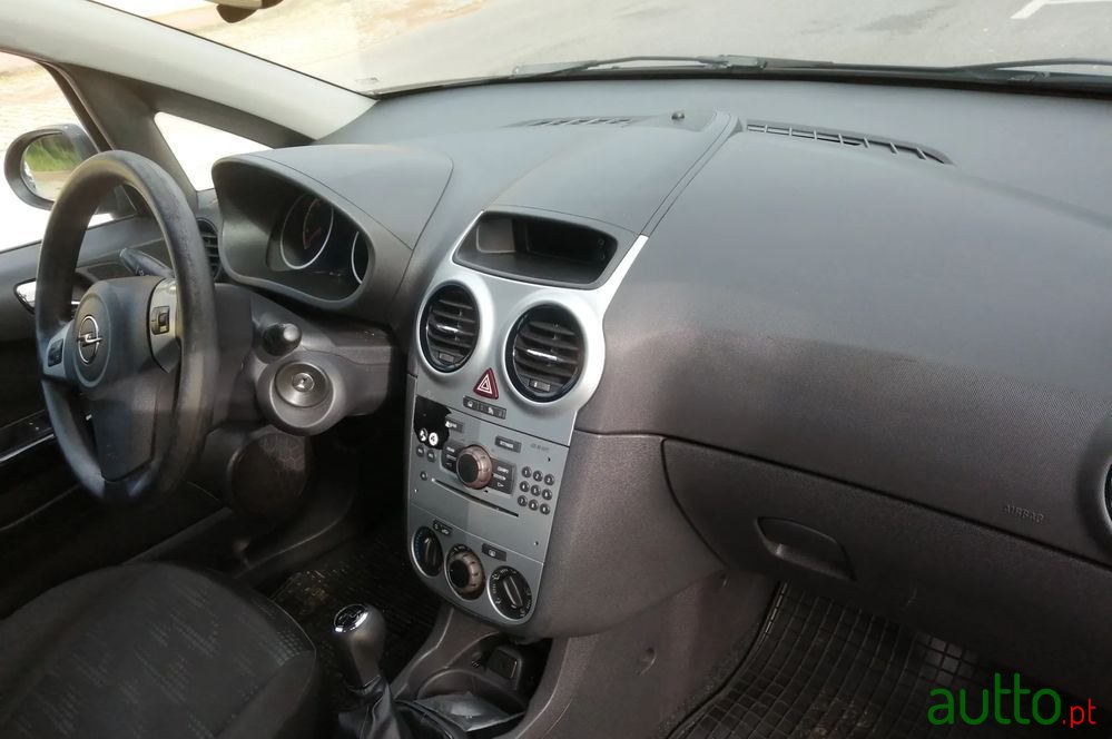 2011' Opel Corsa 1.2 Enjoy photo #6