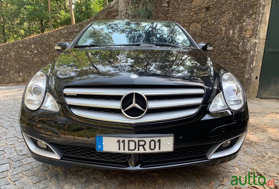 2007' Mercedes-Benz R-320 photo #2