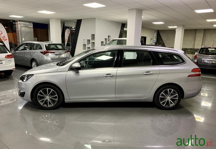 2016' Peugeot 308 Sw photo #3