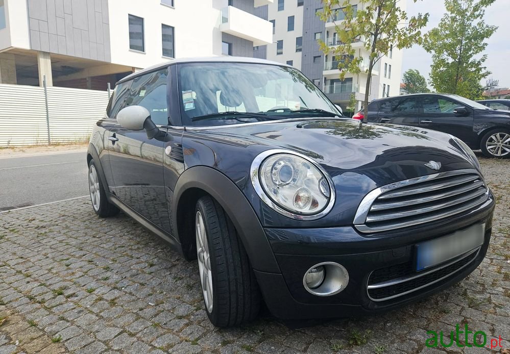 2008' MINI Cooper D photo #5