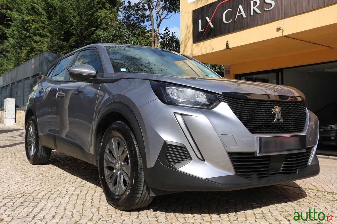 2020' Peugeot 2008 photo #1