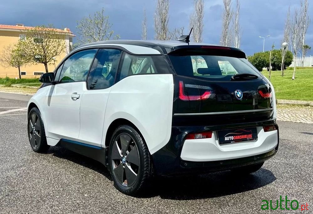 2020' BMW Série I 120Ah photo #6