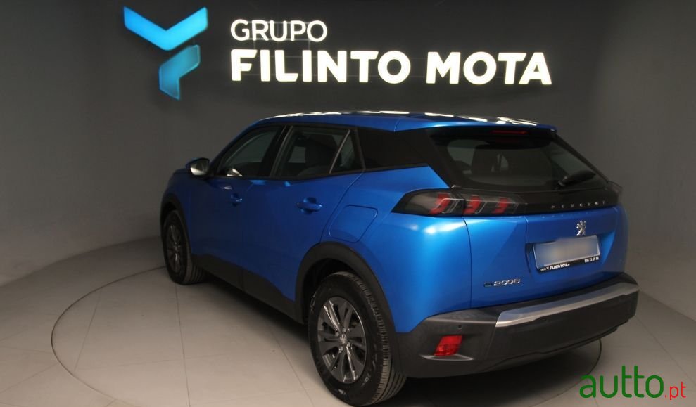 2021' Peugeot e-2008 50 Kwh Active Pack photo #4