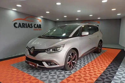2019' Renault Grand Scenic