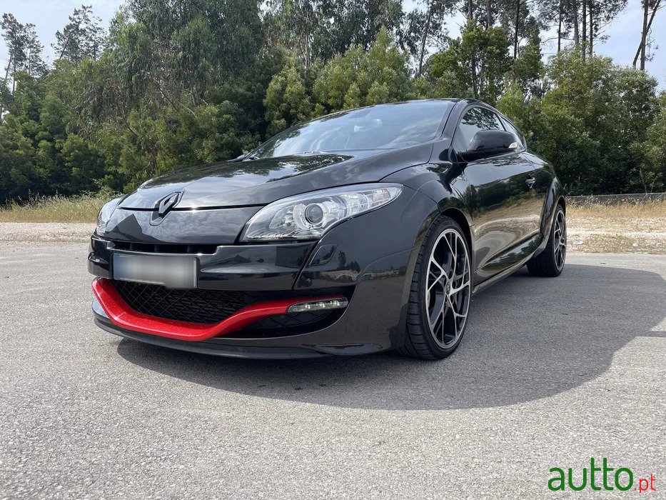 2010' Renault Megane photo #1