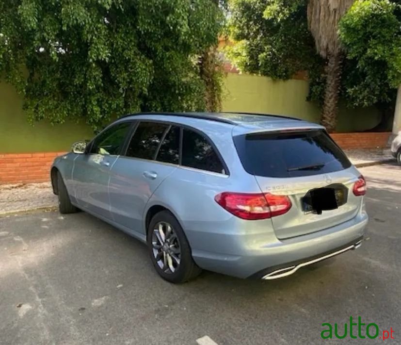 2016' Mercedes-Benz 300 photo #5