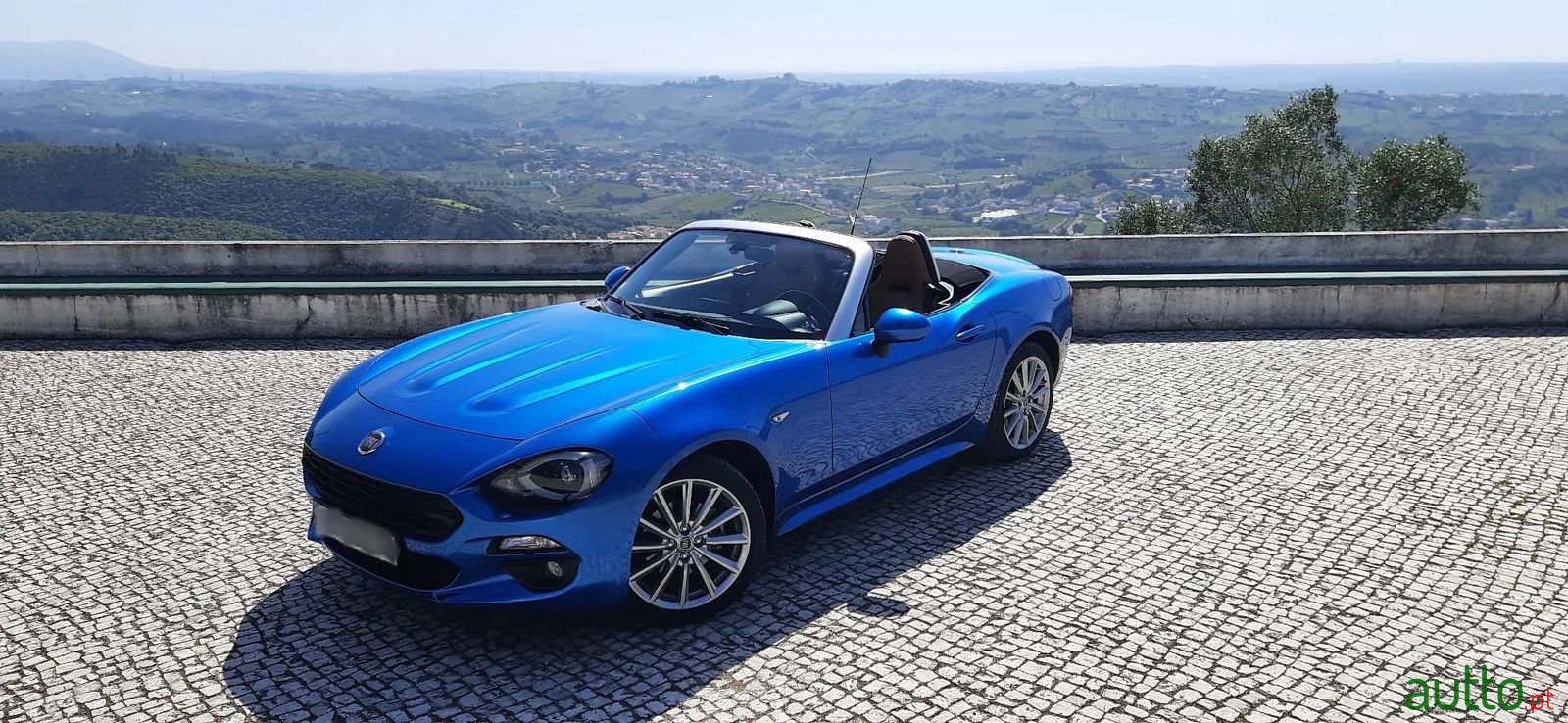 2019' Fiat 124 Spider photo #6