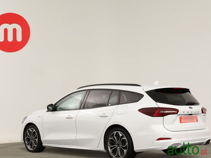 2022' Ford Focus Sw photo #3