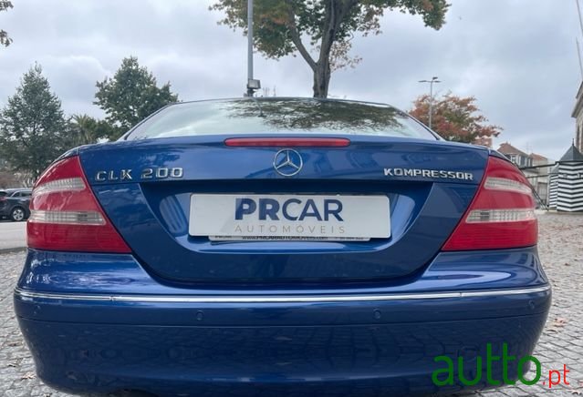 2005' Mercedes-Benz Clk-200 photo #4