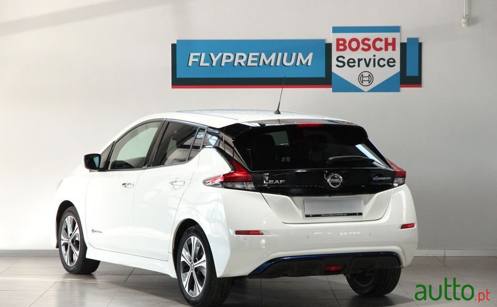 2018' Nissan Leaf N-Connecta photo #3