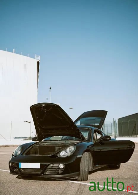 2010' Porsche Cayman photo #3