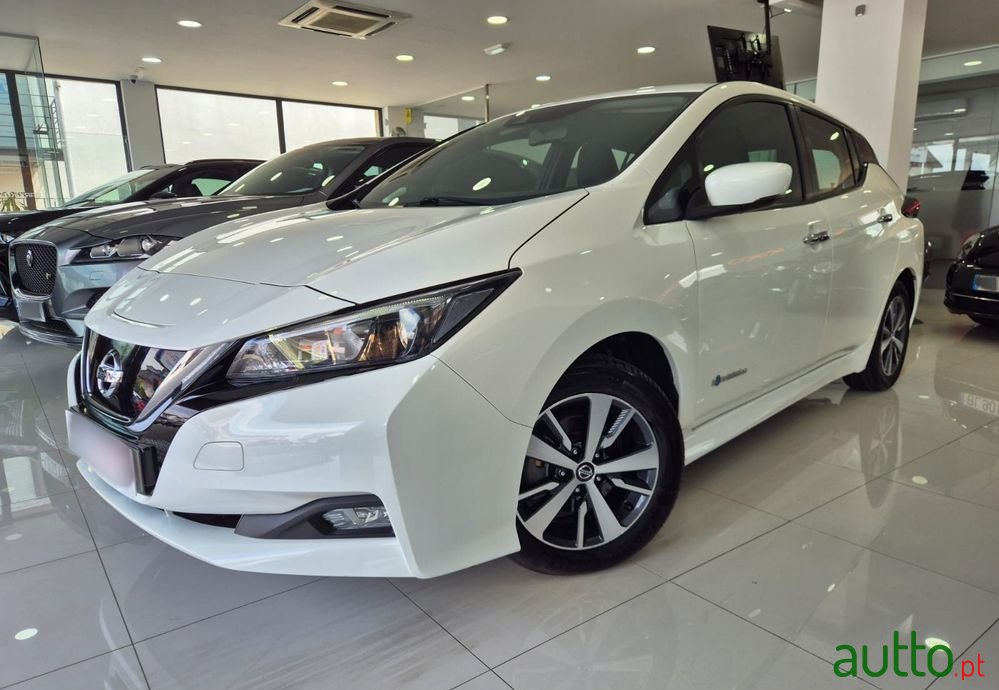 2019' Nissan Leaf Acenta photo #2