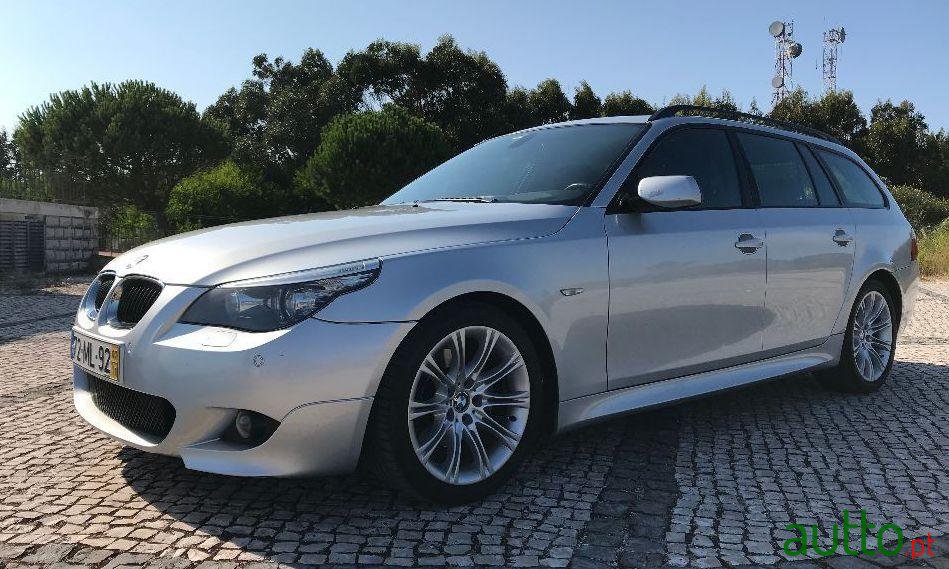 2007' BMW 520 photo #4