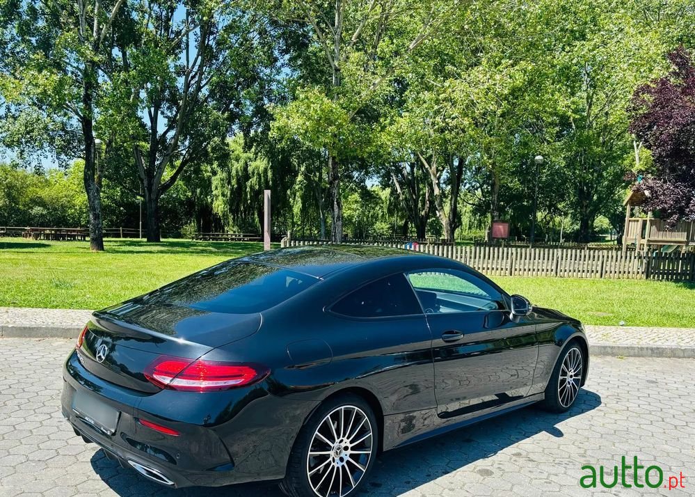 2020' Mercedes-Benz Classe C D Amg Line photo #3