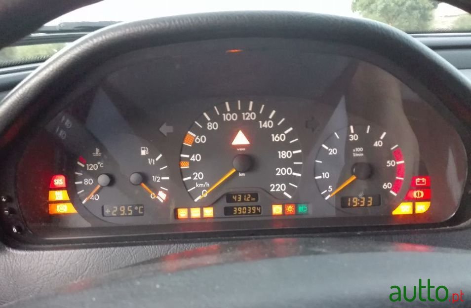 1998' Mercedes-Benz C-200 photo #4