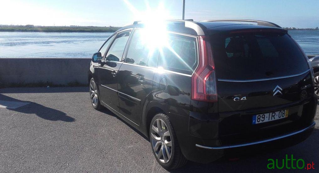 2010' Citroen C4 Picasso 1.6 Hdi Exclusive photo #1