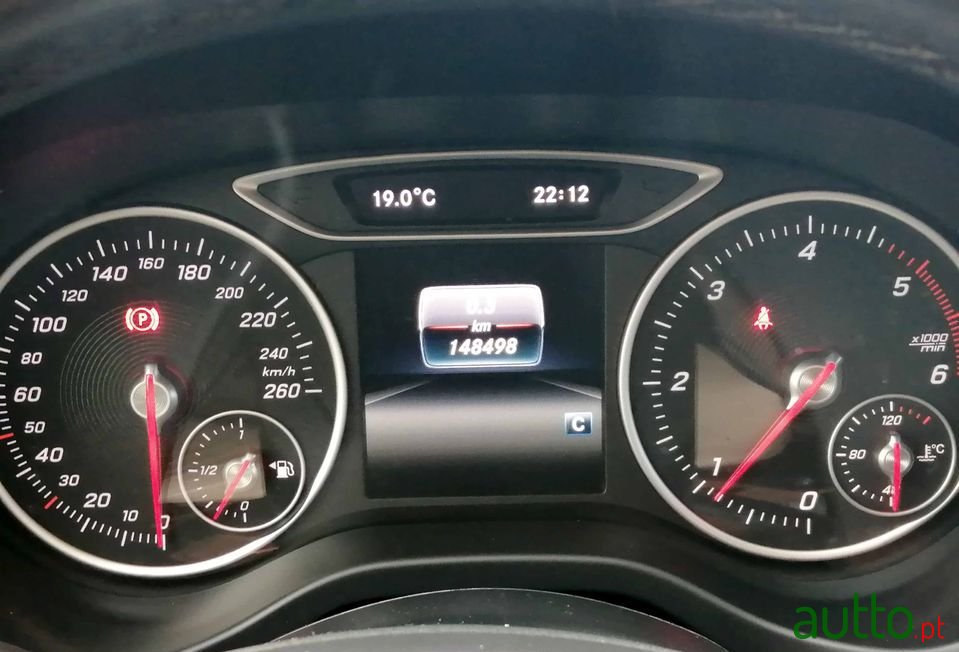 2017' Mercedes-Benz A-160 photo #5