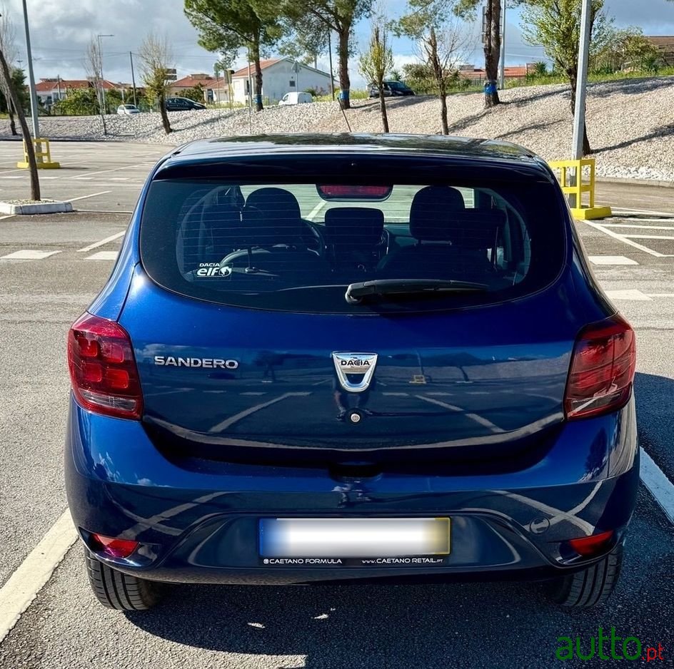 2017' Dacia Sandero Comfort photo #3