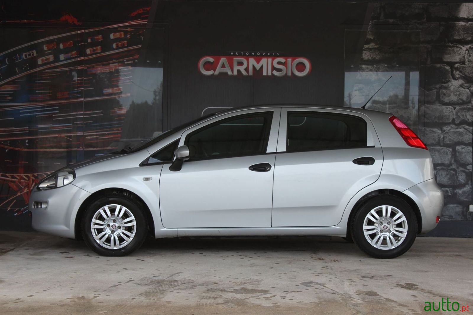 2017' Fiat Punto photo #6