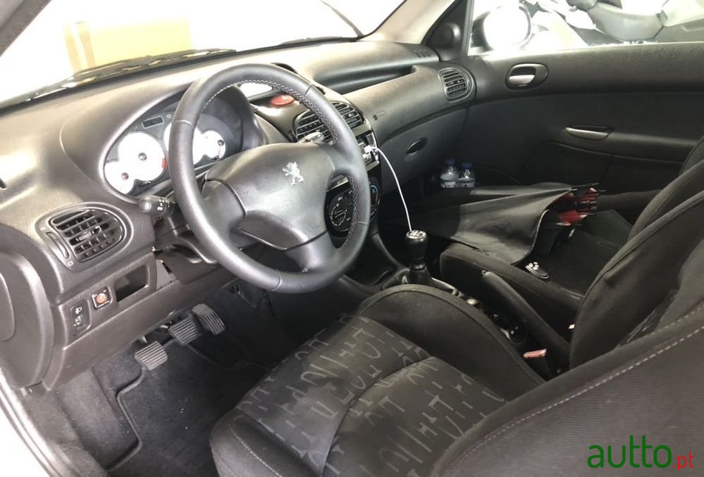 2004' Peugeot 206 1.6 Hdi Xs photo #5