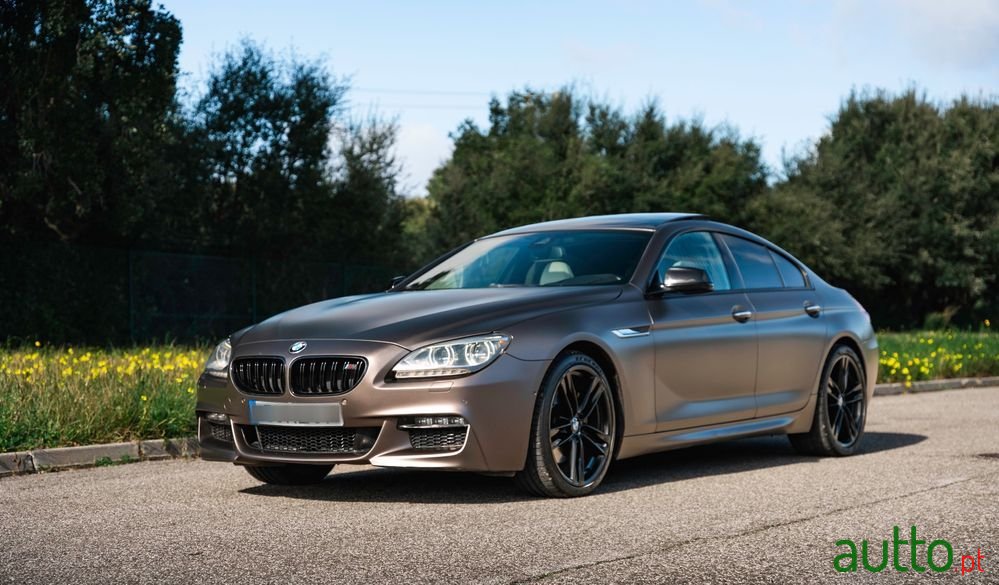 2012' BMW Série 6 D Pack M photo #2