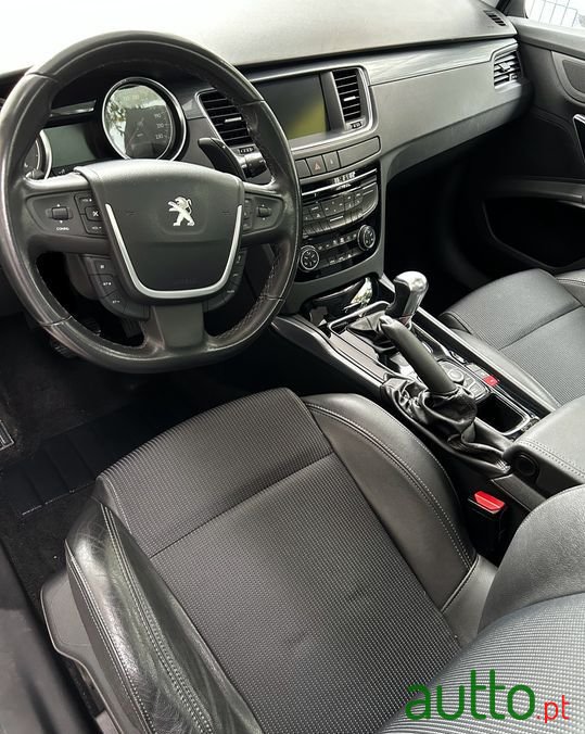 2013' Peugeot 508 Sw photo #3