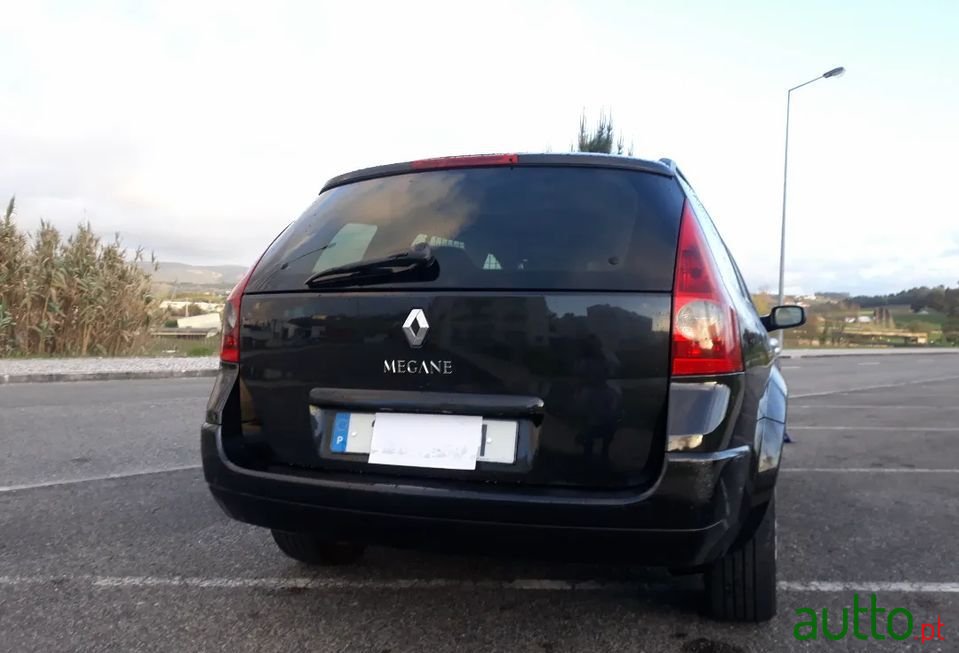 2005' Renault Megane Break photo #4