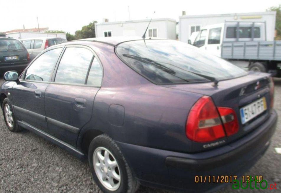 2000' Mitsubishi Carisma photo #1