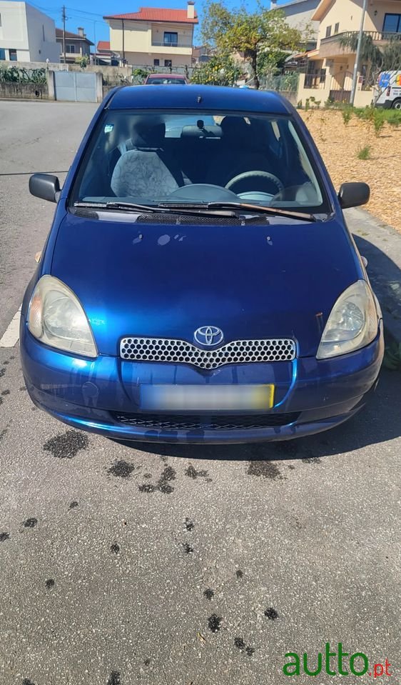 2002' Toyota Yaris 1.3 Sol Abs photo #1