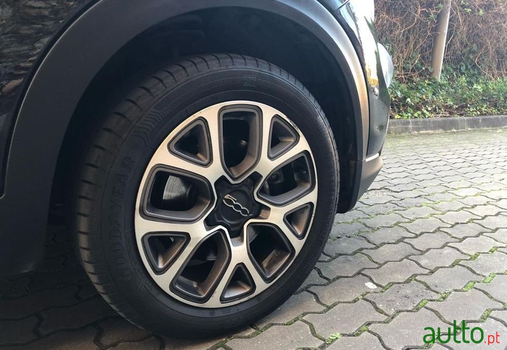 2016' Fiat 500X photo #4