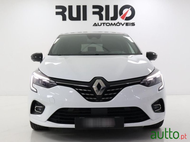 2023' Renault Clio photo #6
