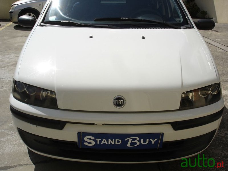 2000' Fiat Punto photo #3
