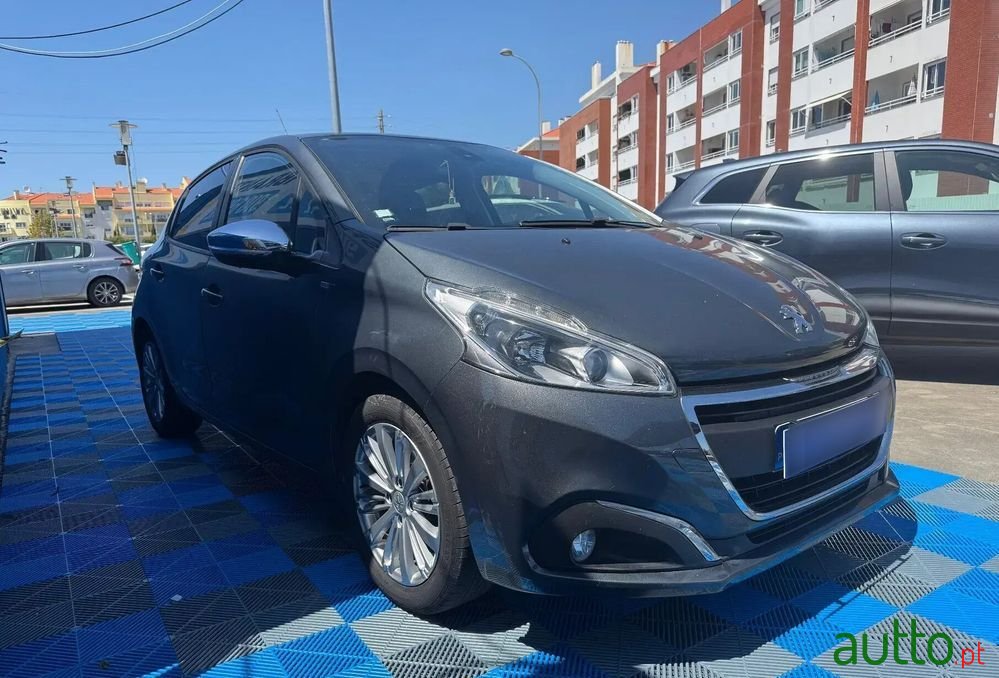 2017' Peugeot 208 photo #4