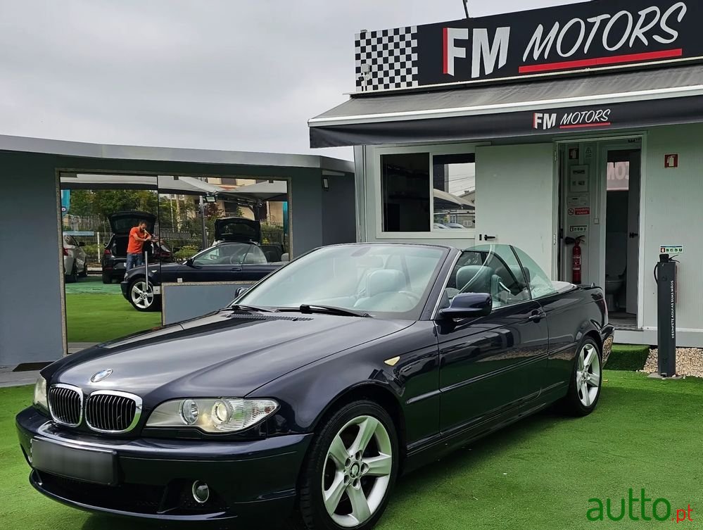 2006' BMW 320 Cd Cabrio photo #2
