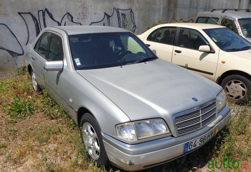 1997' Mercedes-Benz C-200 photo #2