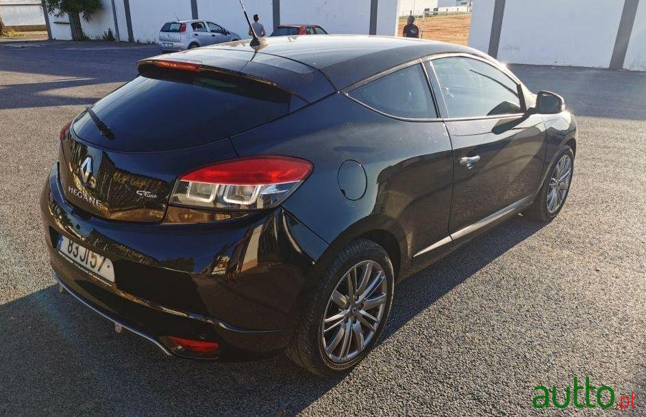 2010' Renault Megane Coupe Gt Line photo #1