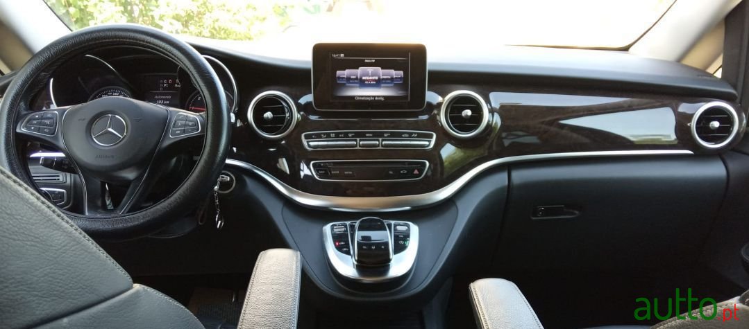 2016' Mercedes-Benz V-250 photo #3