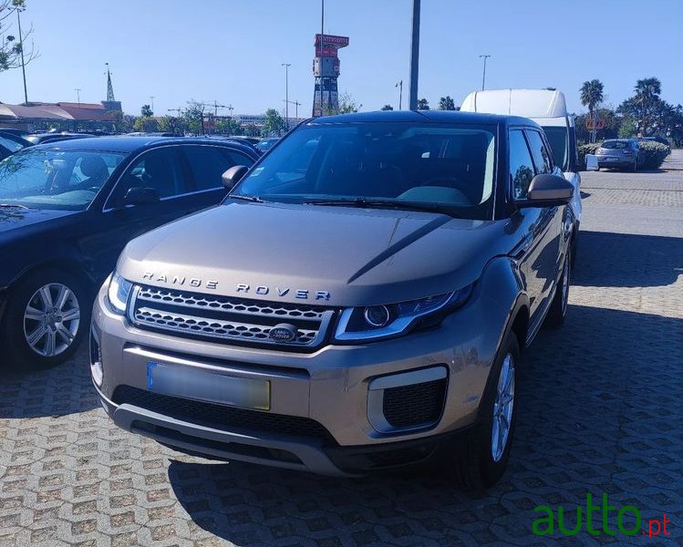 2017' Land Rover Range Rover Evoque photo #2
