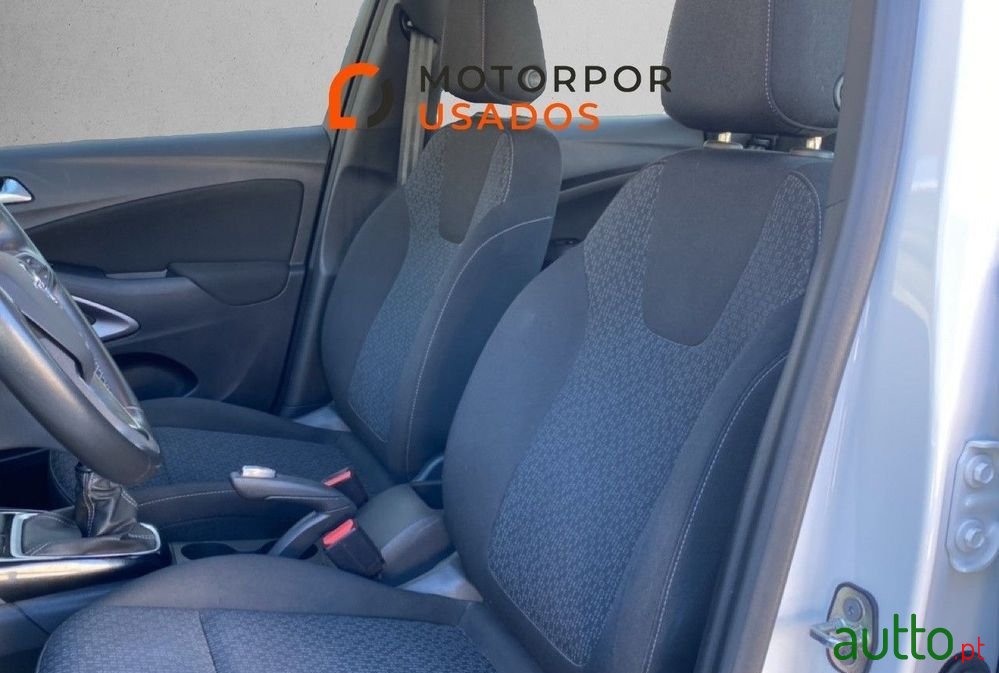2023' Opel Crossland 1.2 T Edition photo #6