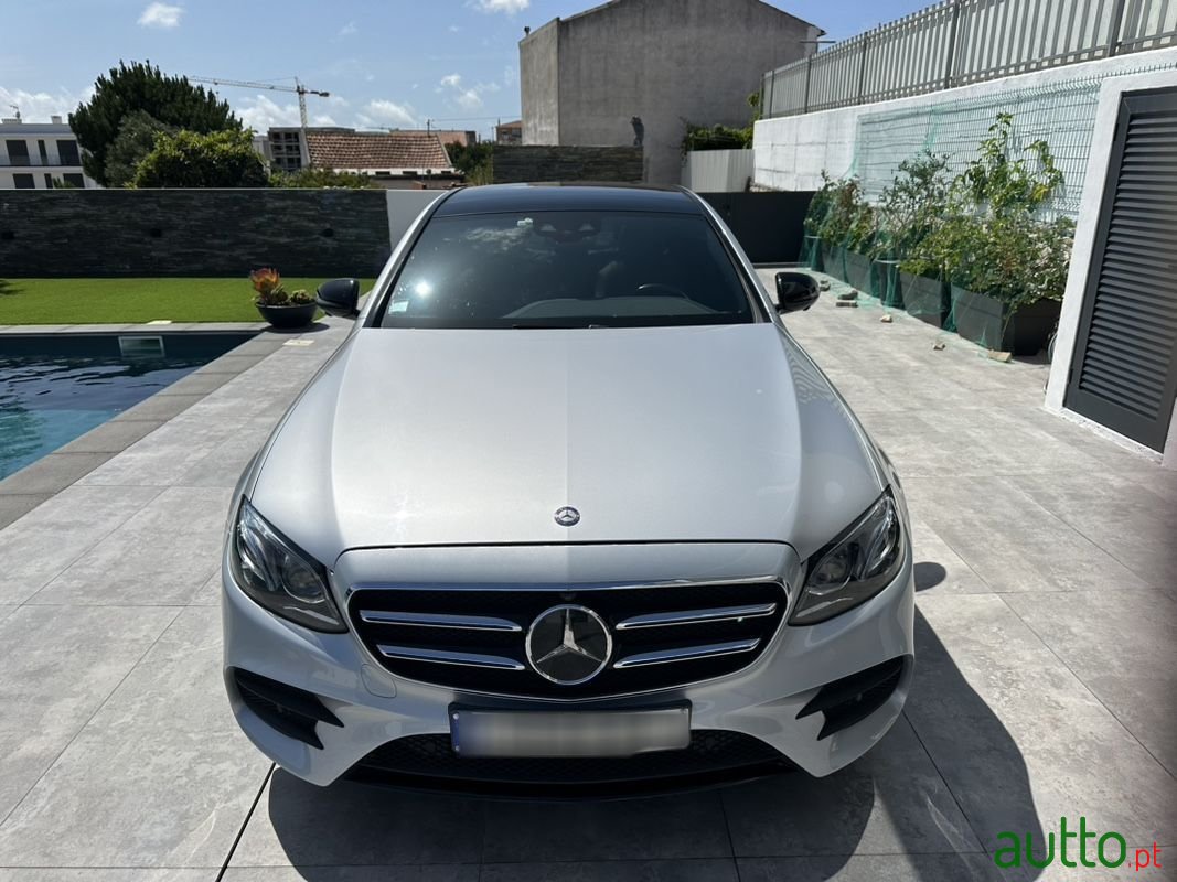 2016' Mercedes-Benz E-220 photo #5