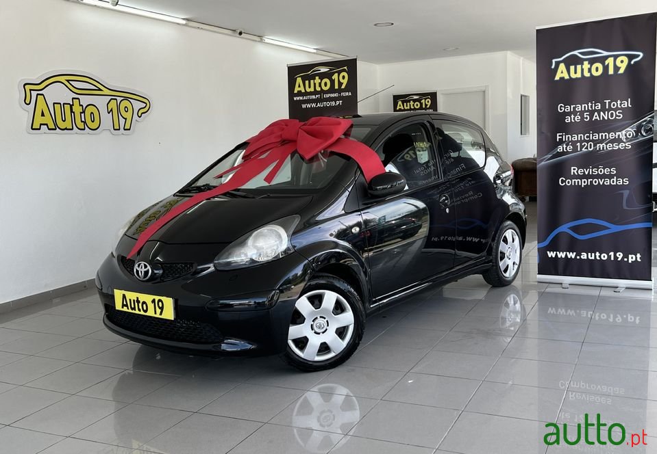 2007' Toyota Aygo photo #2
