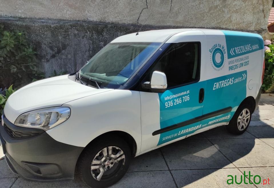 2017' Fiat Doblo photo #2