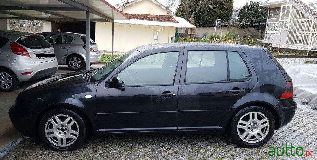 1999' Volkswagen Golf 1.9Tdi Highline photo #2